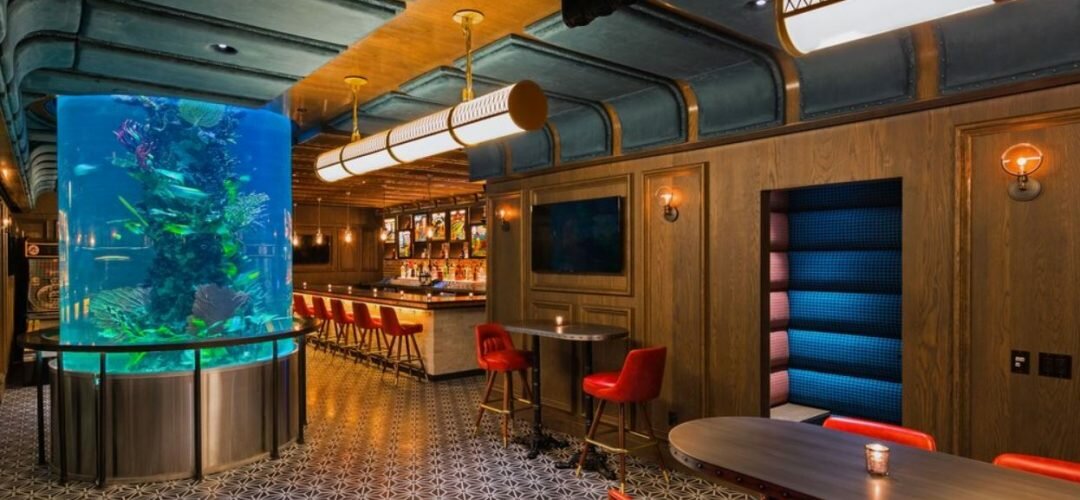 Midtown New York Has a New Packers Bar!